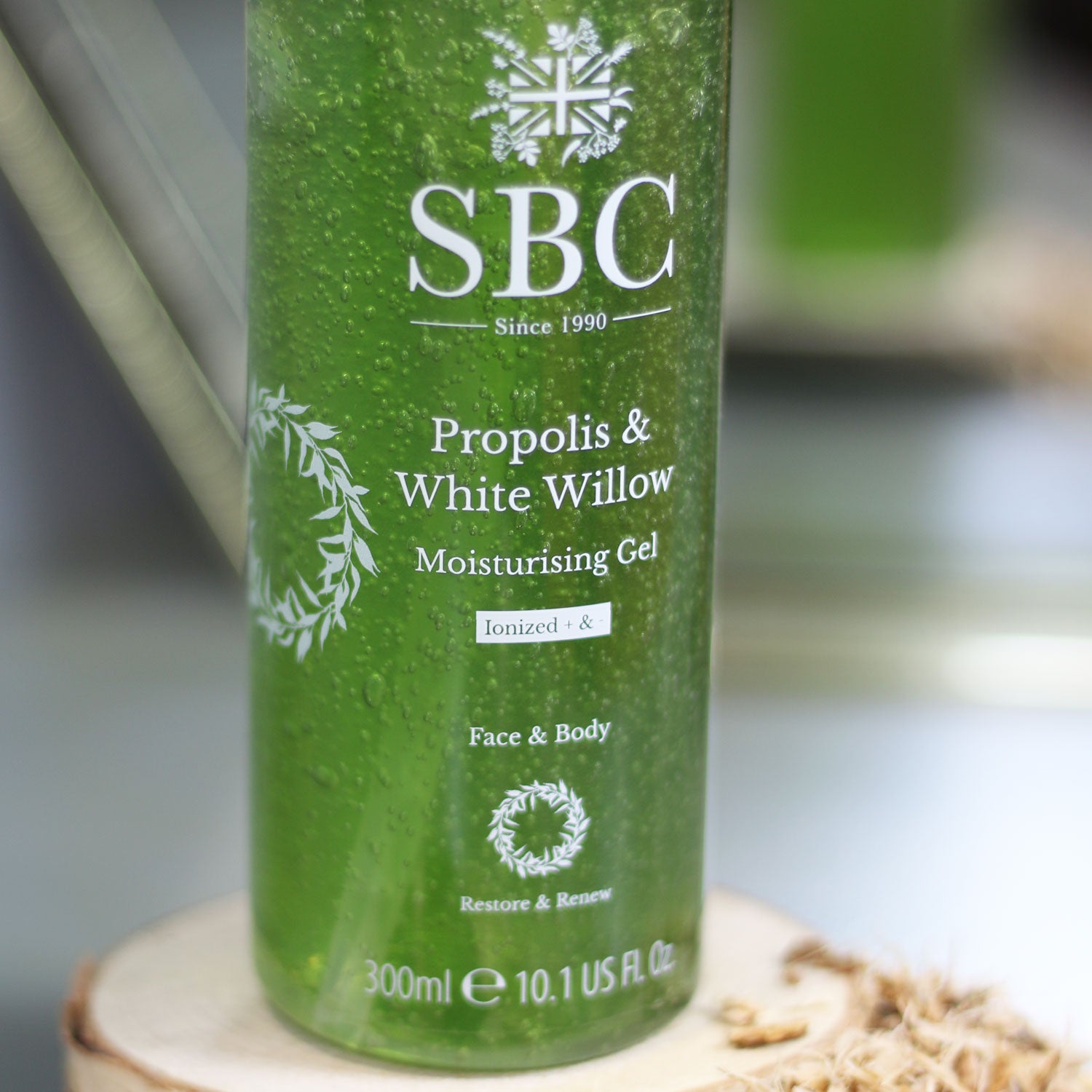 Close up of the Propolis & White Willow Moisturising Gel