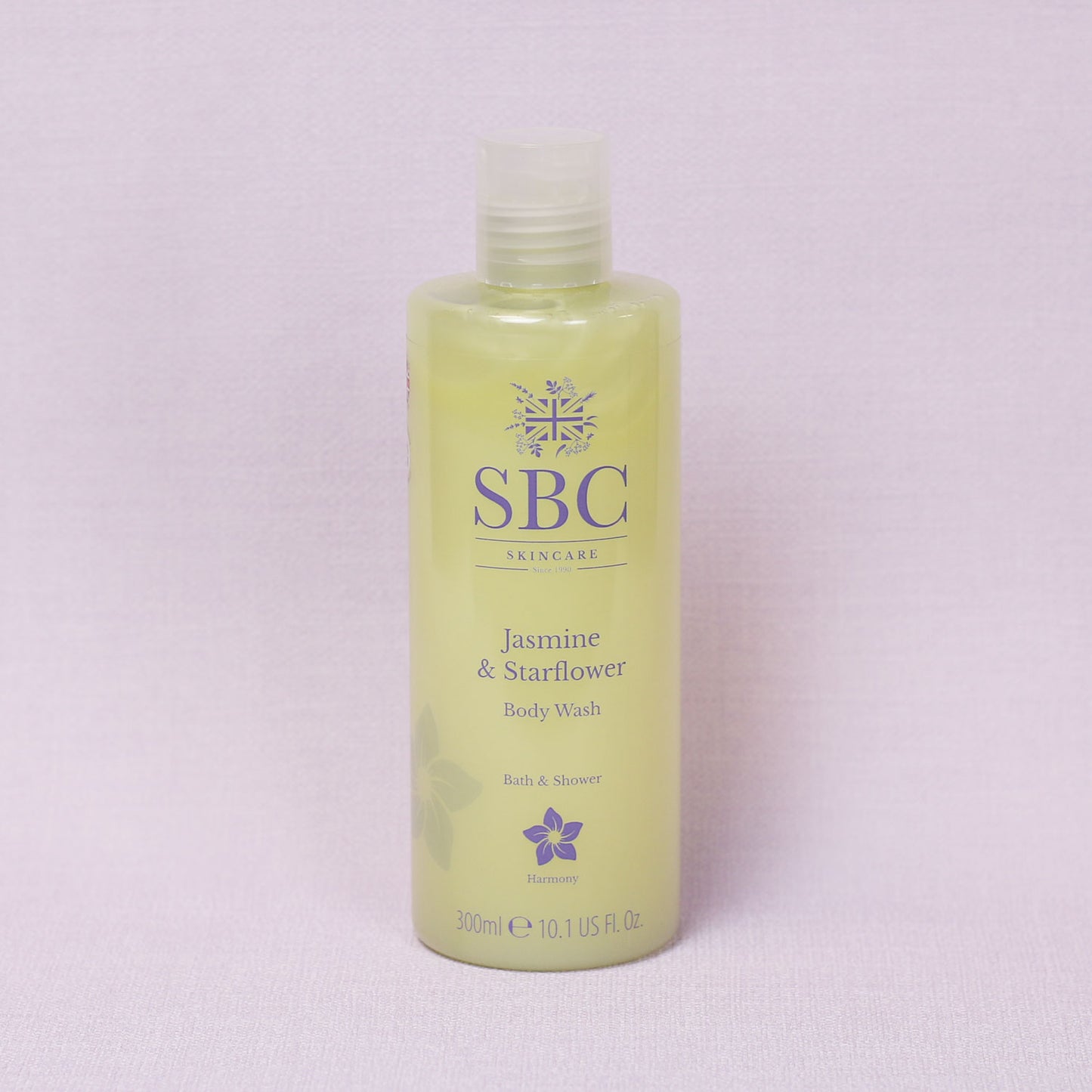 300ml Jasmine & Starflower Body Wash on a lilac background 